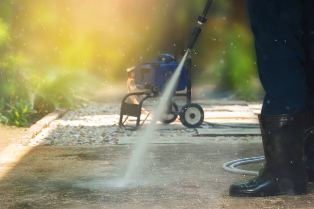 Best Playground Equipment Cleaning  in Brookfield, NJ